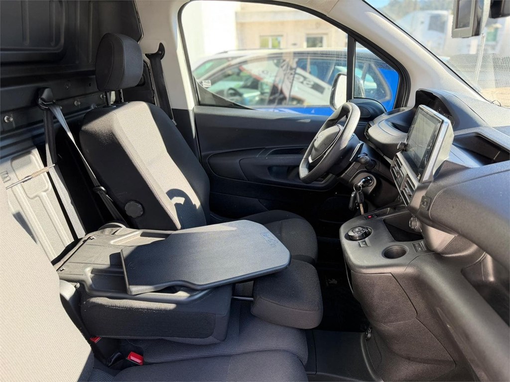 Foto 7 PEUGEOT-PARTNER MODUWORK 3P AUTOMATICA 7LVH