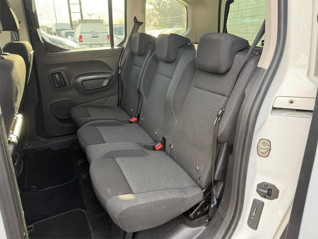 Foto 11 PEUGEOT-RIFTER ALLURE PACK COMBI 5 LTK