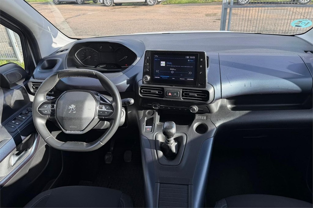 Foto 16 PEUGEOT-RIFTER ALLURE PACK COMBI 5 LTK