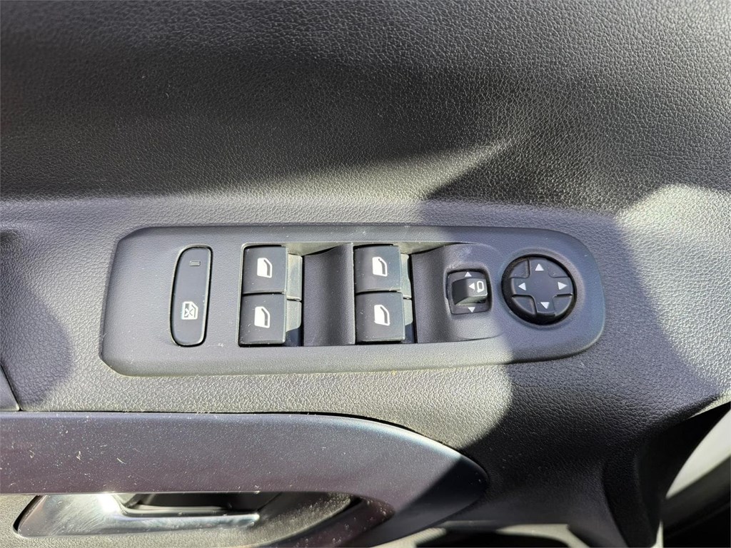 Foto 6 PEUGEOT-RIFTER ALLURE PACK COMBI 5 LTK