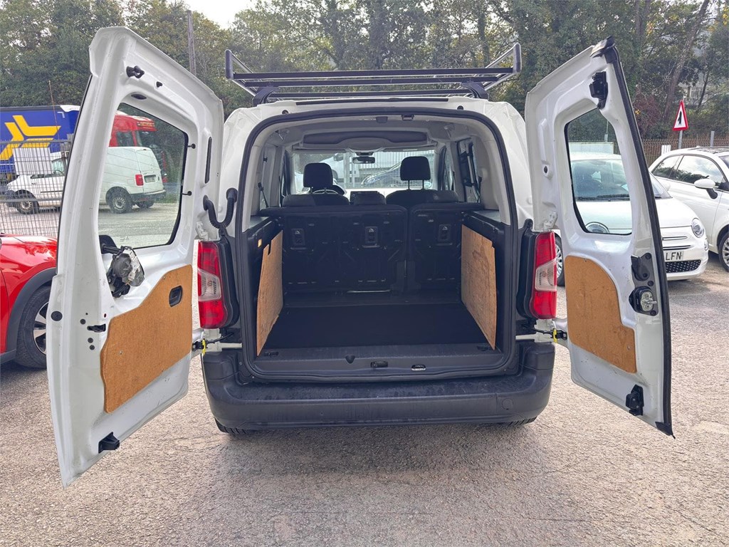 Foto 13 PEUGEOT-RIFTER COMBI 5 4LNT