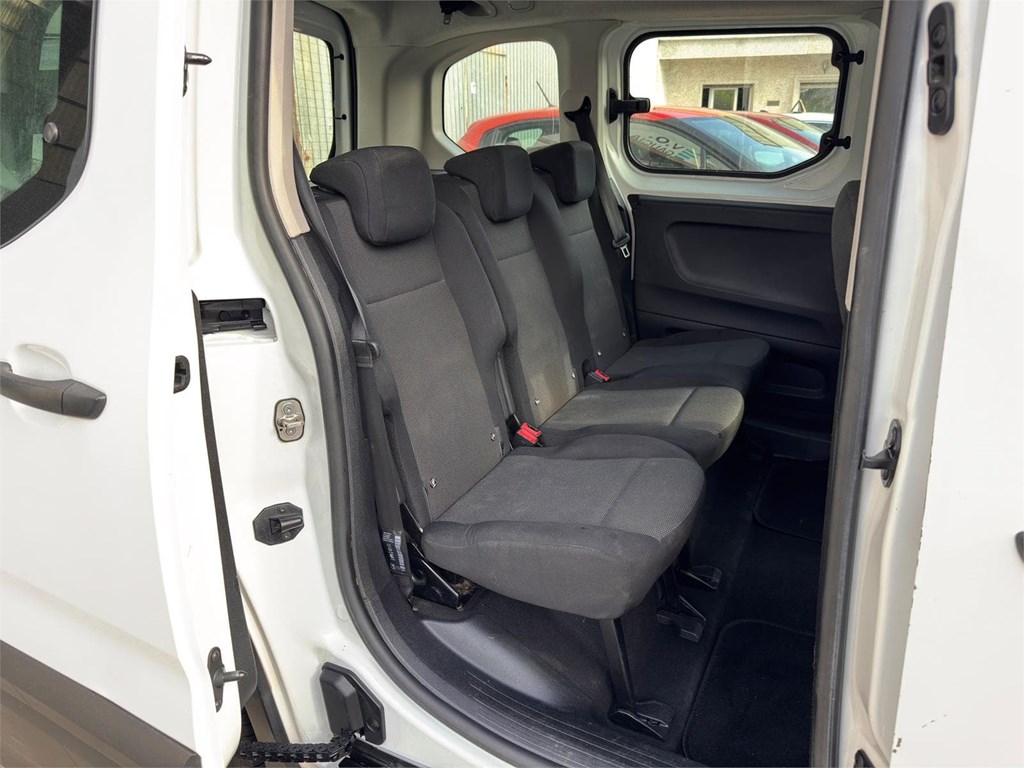 Foto 6 PEUGEOT-RIFTER COMBI 5 4LNT