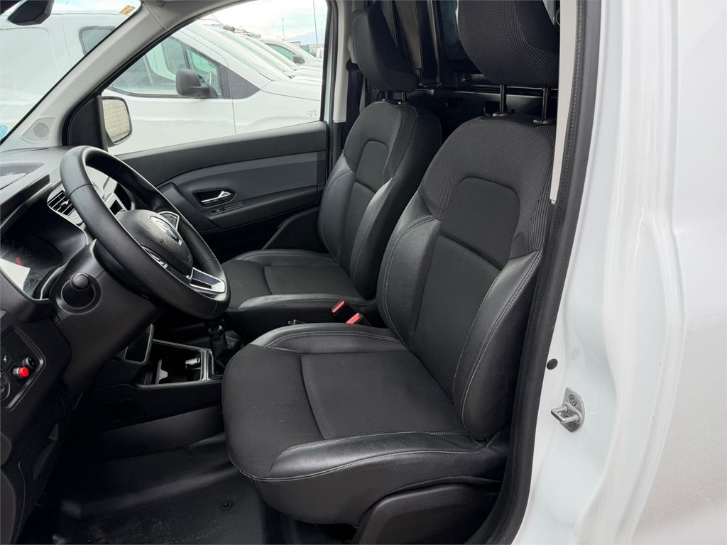 Foto 15 RENAULT-EXPRESS FURGÓN TALLER 4LYV