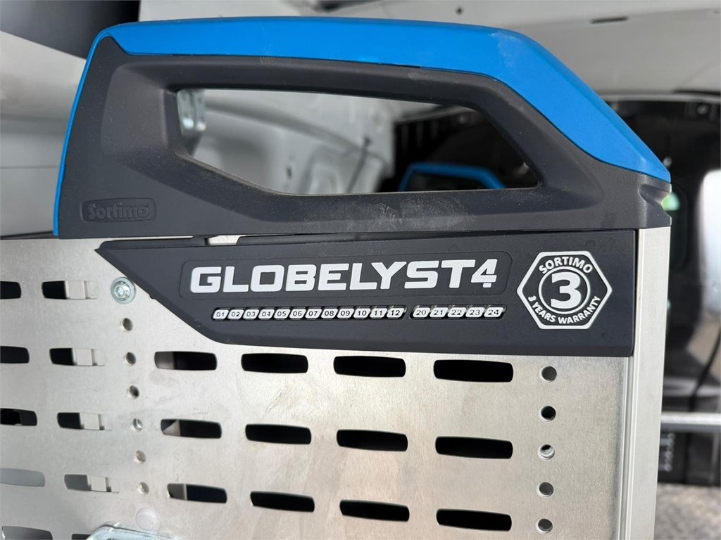 Foto 7 RENAULT-EXPRESS FURGÓN TALLER 4LYV