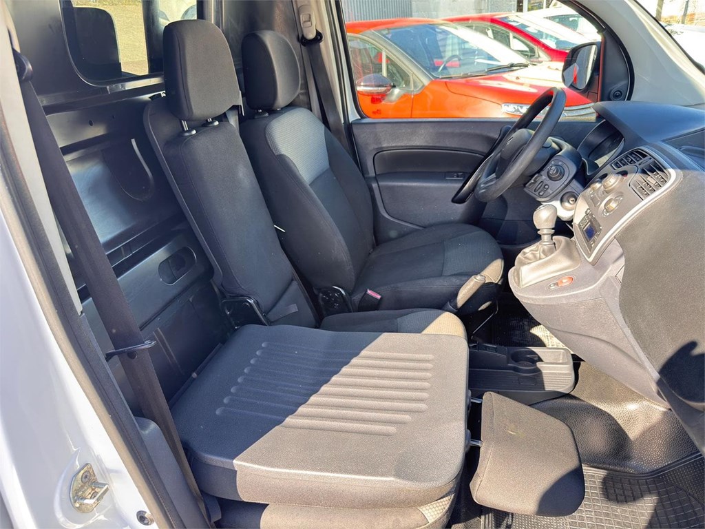 Foto 15 RENAULT-KANGOO  3 PLAZAS 8LGR