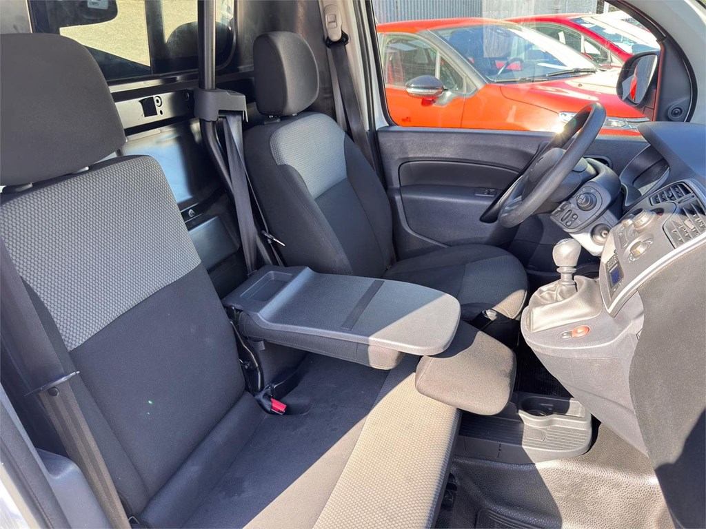 Foto 16 RENAULT-KANGOO  3 PLAZAS 8LGR
