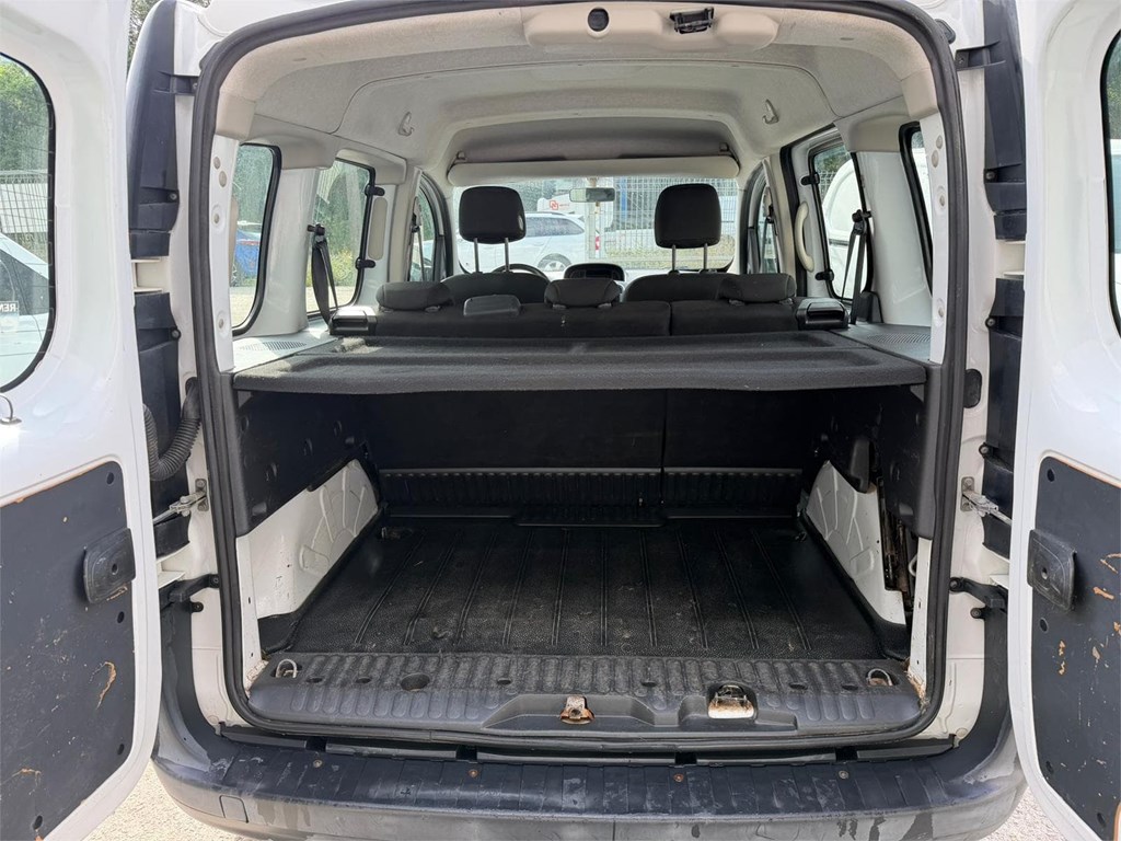 Foto 10 RENAULT-KANGOO COMBI 5 5LBD