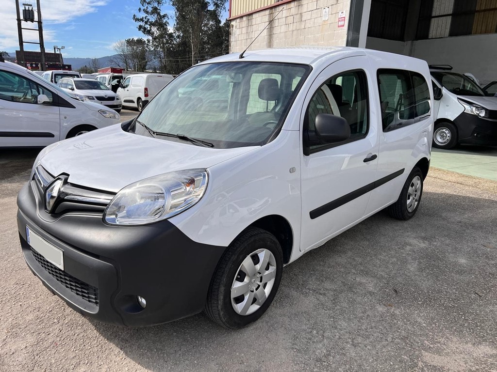 Foto 1 RENAULT-KANGOO COMBI 5 97LBC