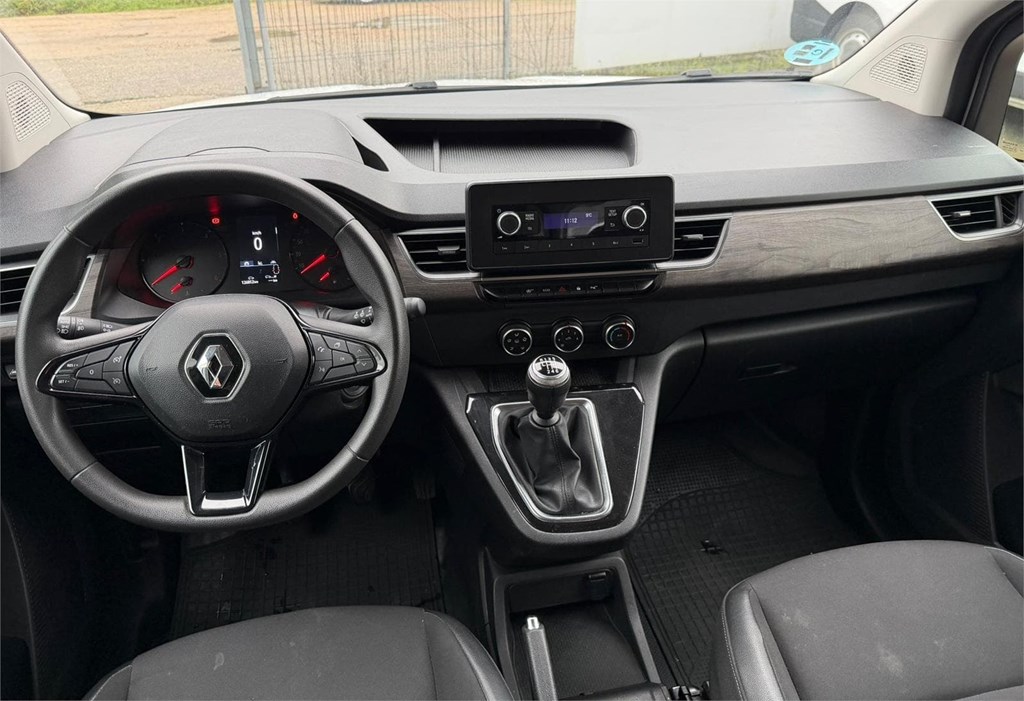 Foto 15 RENAULT-KANGOO COMBI 5 LVP