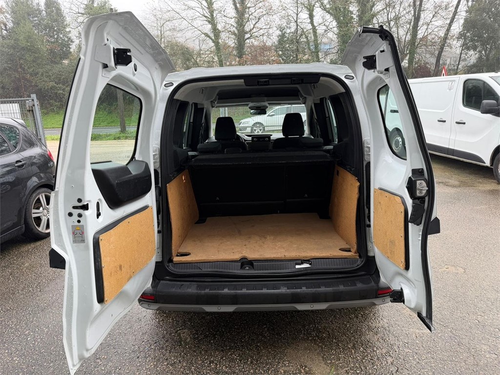 Foto 5 RENAULT-KANGOO COMBI 5 LVP