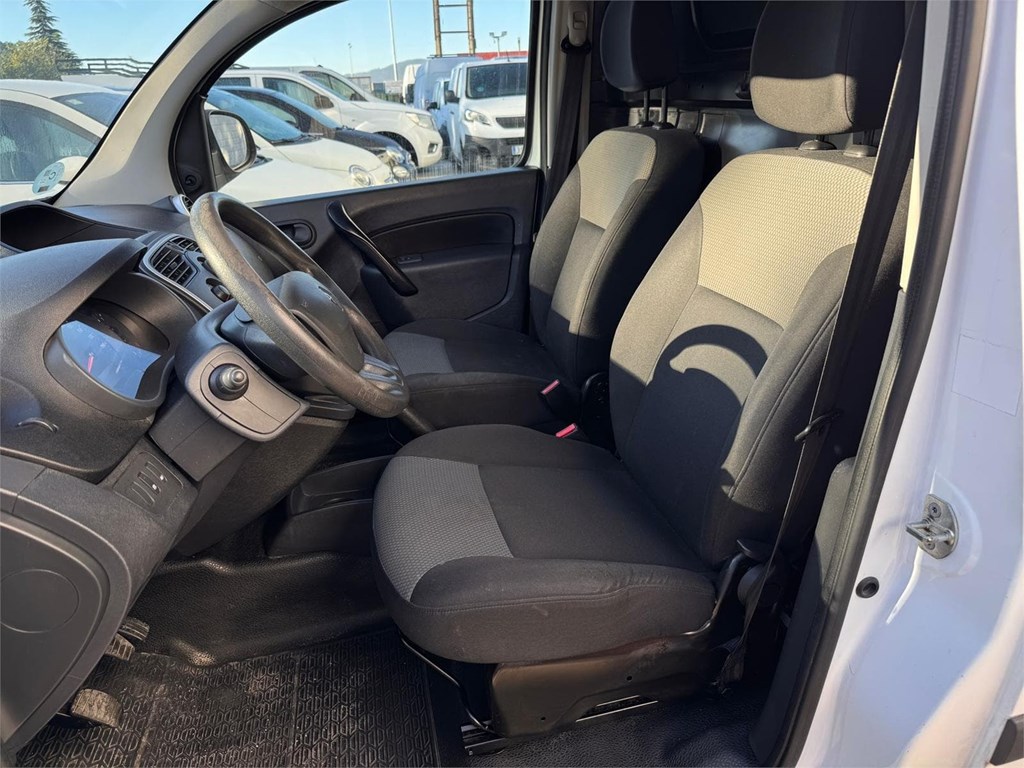 Foto 10 RENAULT-KANGOO FURGÓN CERRADO 3LJX