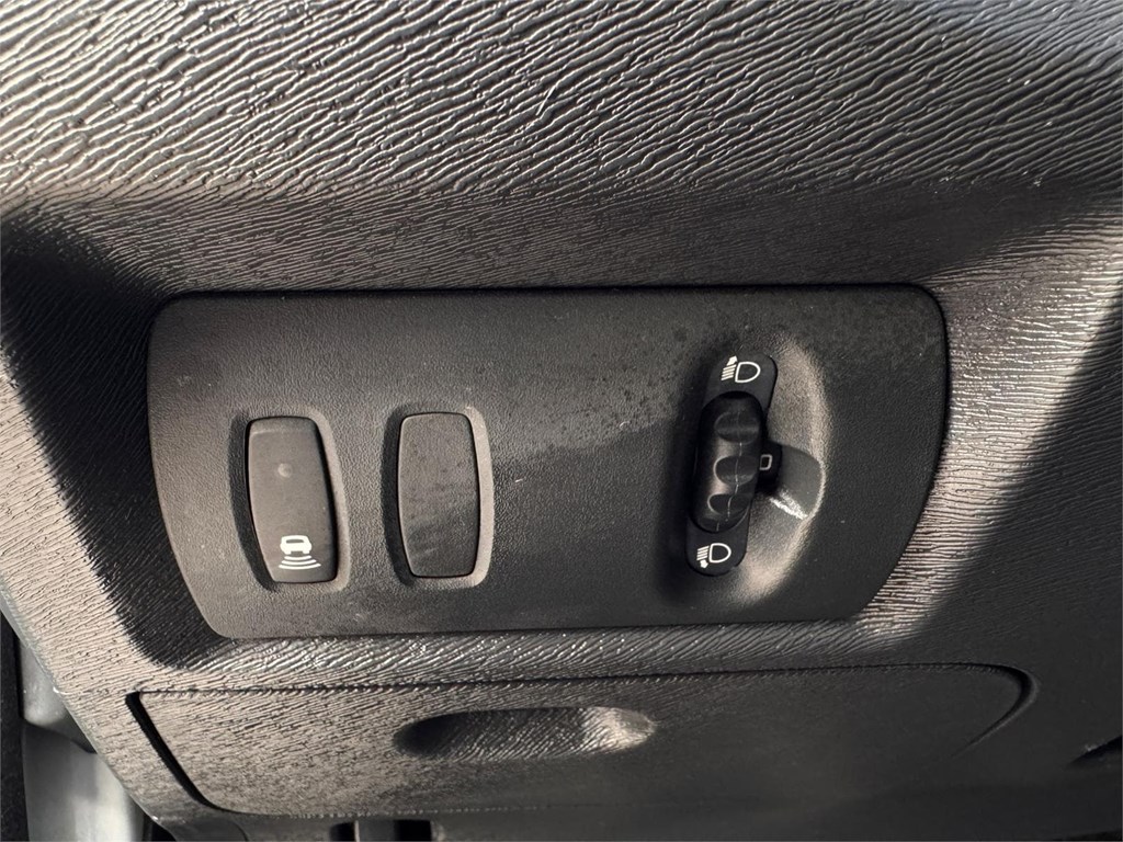 Foto 6 RENAULT-KANGOO FURGÓN CERRADO 3LJX