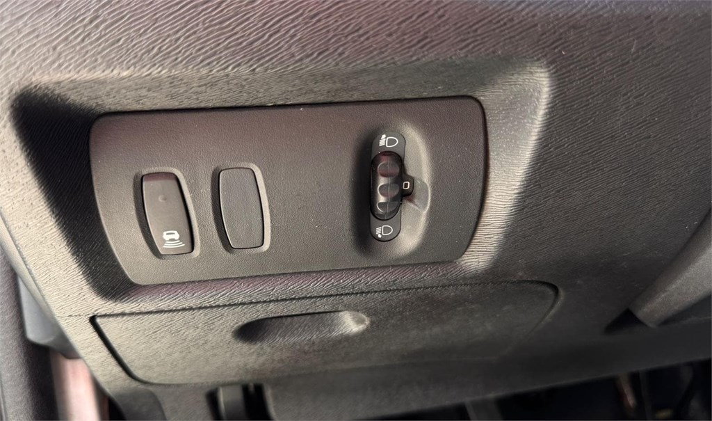 Foto 5 RENAULT-KANGOO FURGÓN CERRADO 3LNX
