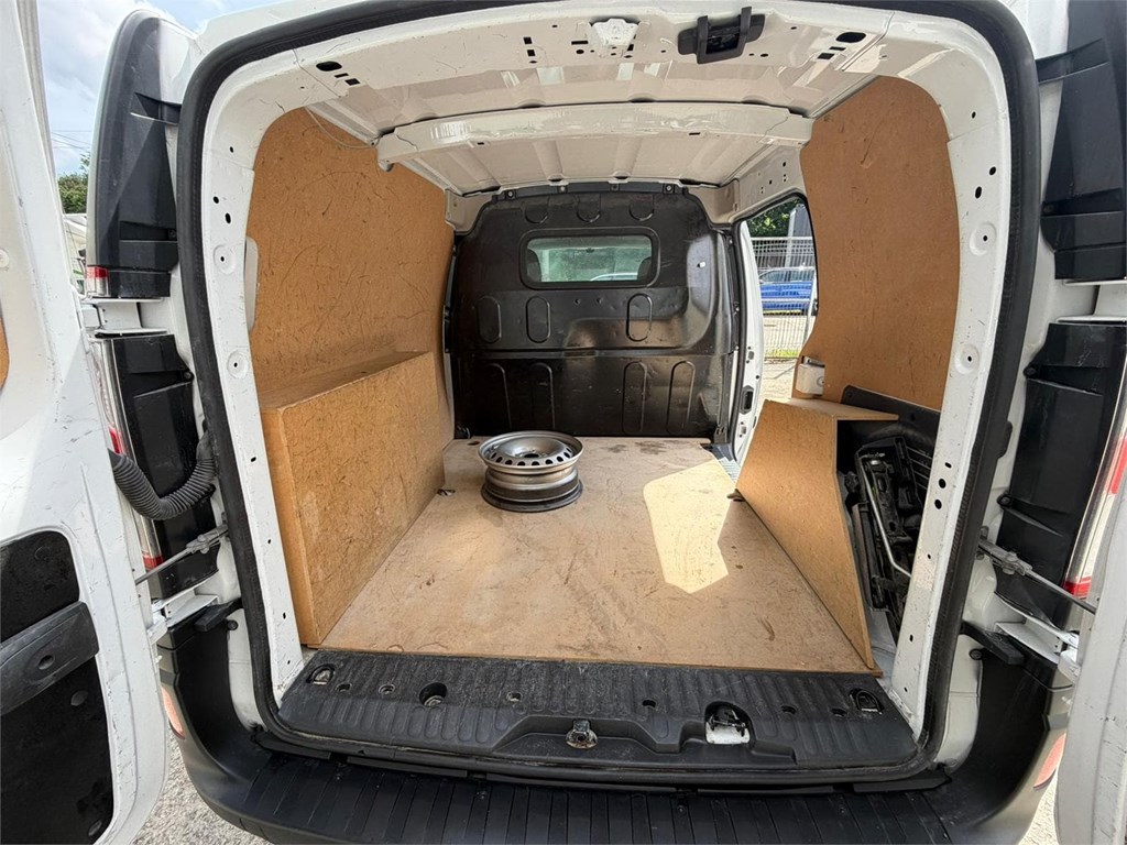 Foto 20 RENAULT-KANGOO FURGÓN CERRADO 73LRD