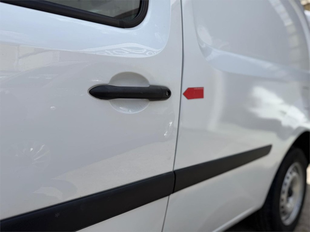 Foto 26 RENAULT-KANGOO FURGÓN CERRADO 73LRD