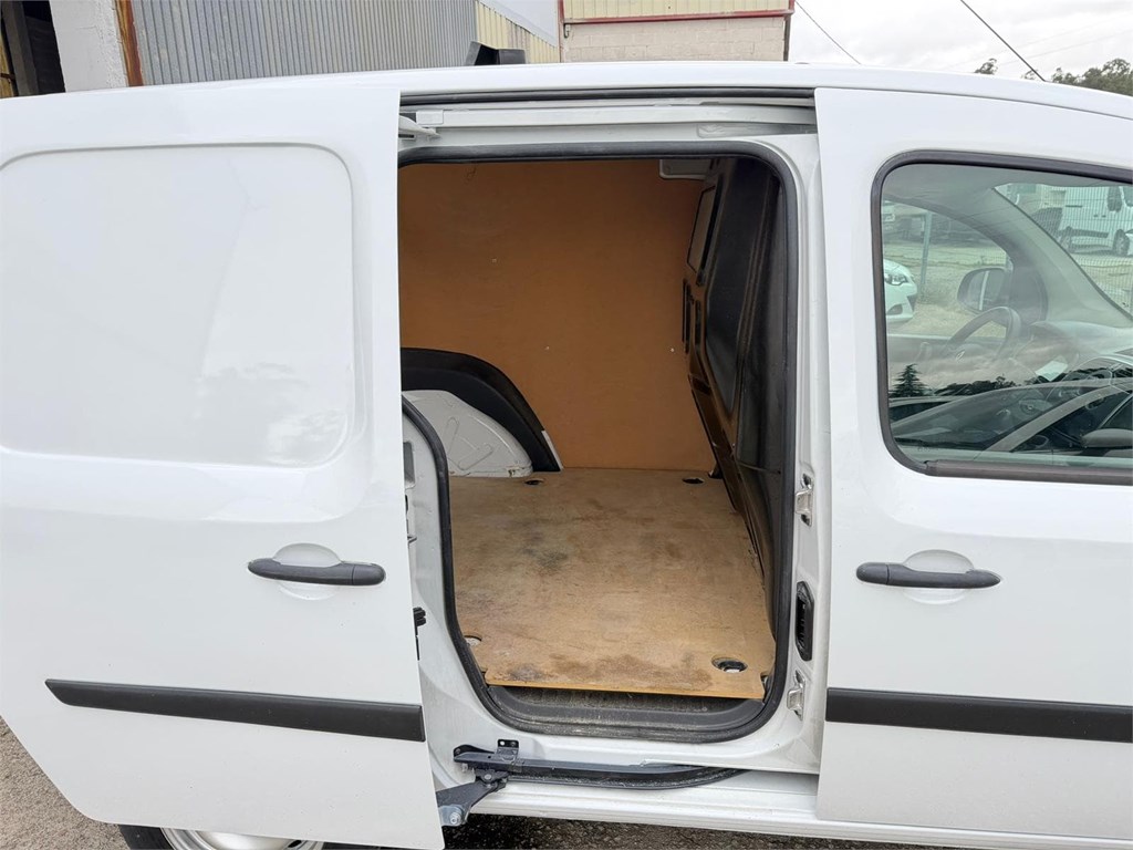 Foto 12 RENAULT-KANGOO FURGÓN CERRADO 7LDV