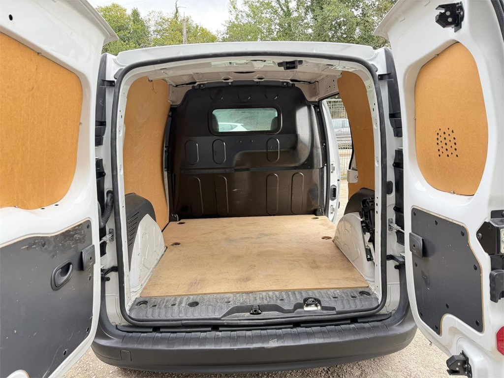Foto 14 RENAULT-KANGOO FURGÓN CERRADO 7LDV