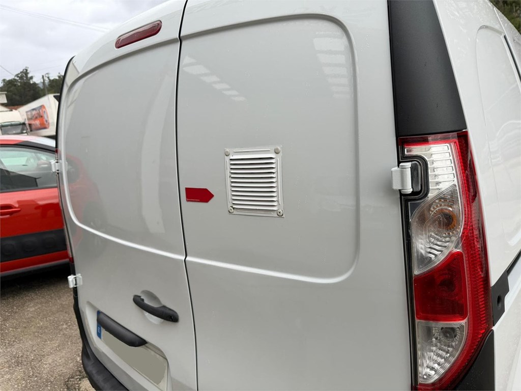 Foto 22 RENAULT-KANGOO FURGÓN CERRADO 7LDV