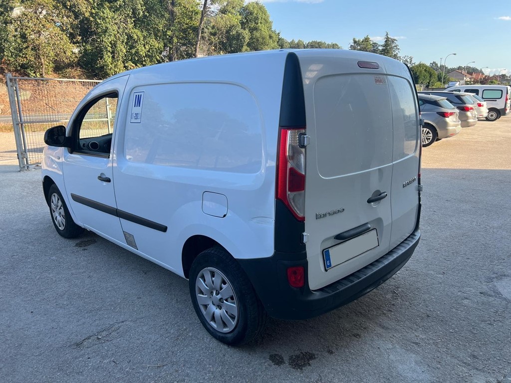 Foto 3 RENAULT-KANGOO FURGON ISOTERMO 