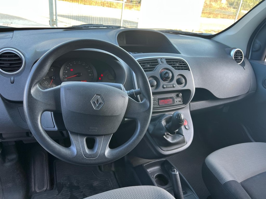 Foto 6 RENAULT-KANGOO FURGON ISOTERMO 