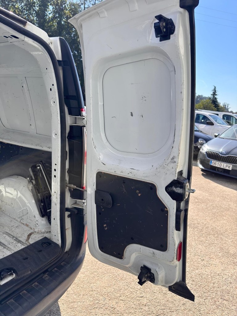 Foto 18 RENAULT-KANGOO MAXI  EXPRESS 6LSD