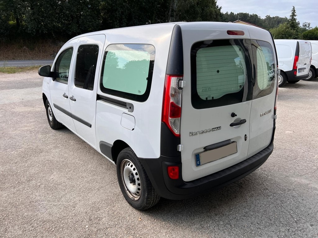 Foto 3  RENAULT-KANGOO MAXI