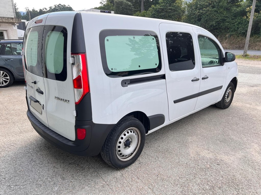 Foto 4  RENAULT-KANGOO MAXI