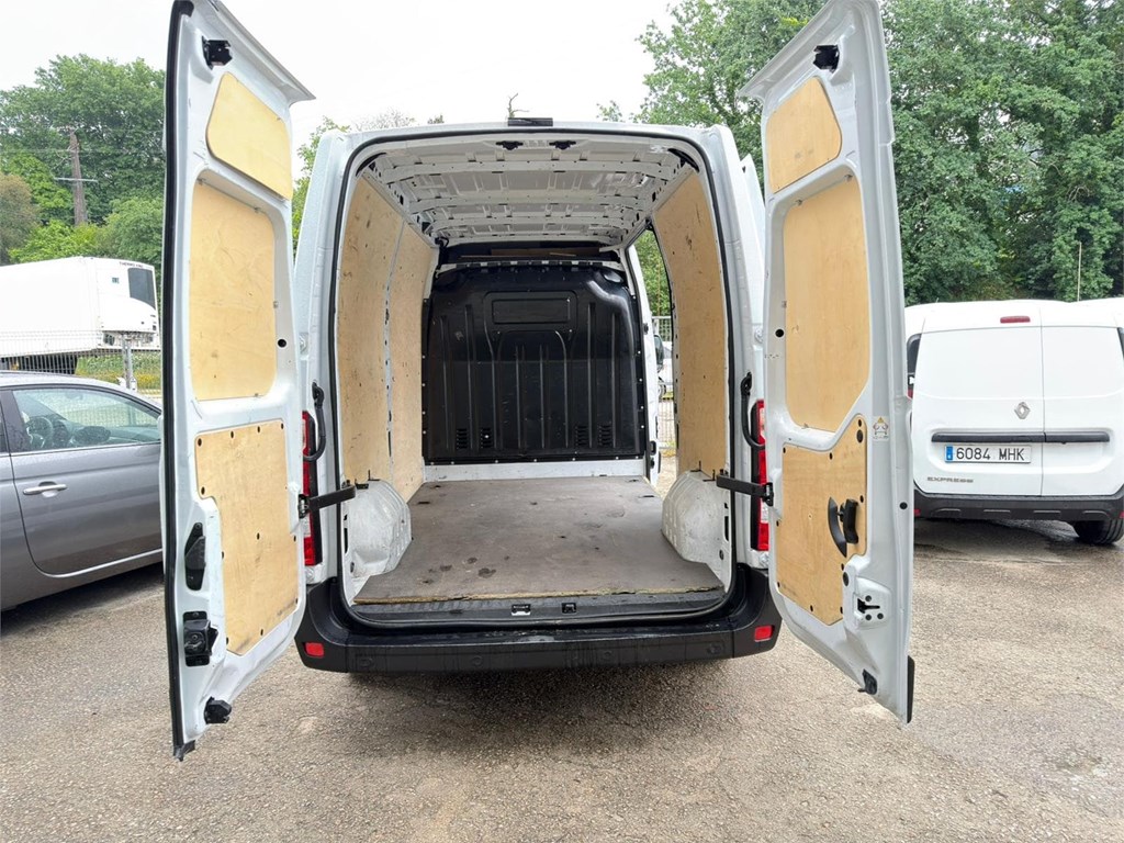 Foto 15 RENAULT-MASTER 35 L2H2 9MRP