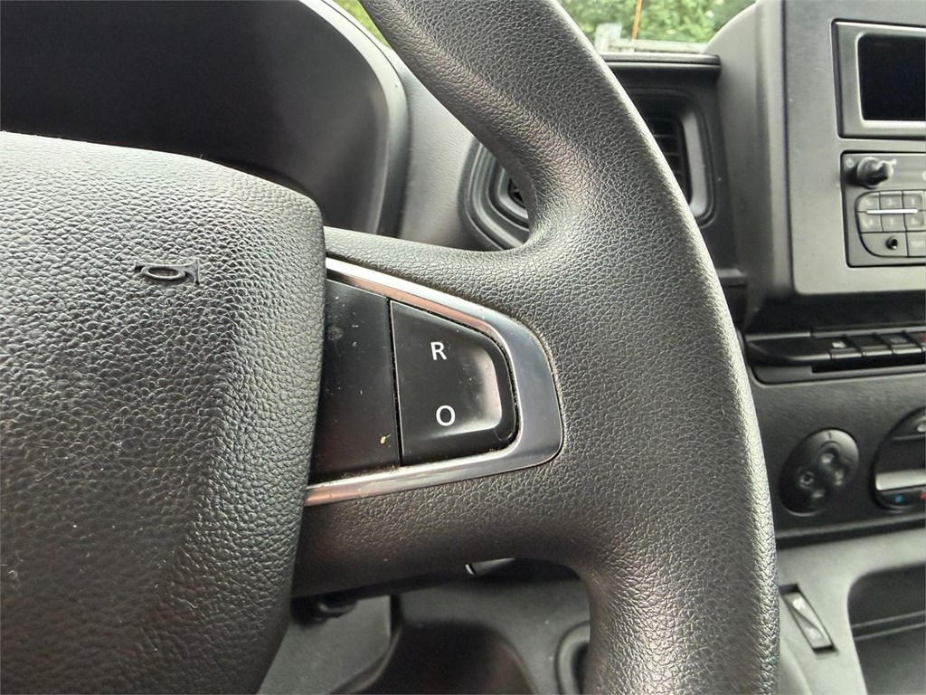 Foto 7 RENAULT-MASTER 35 L2H2 9MRP