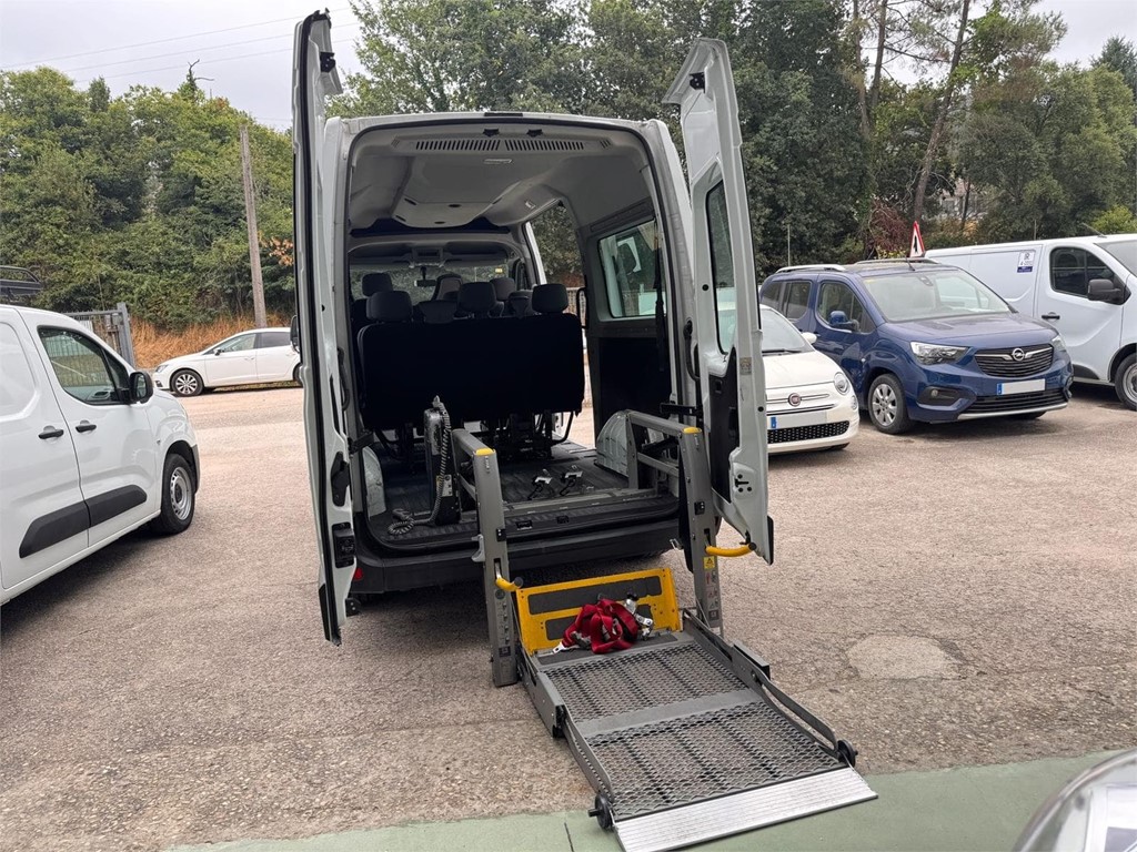 Foto 6 Renault Master Combi 9 Plazas L2H2 145CV Euro 6 – Adaptada PMR