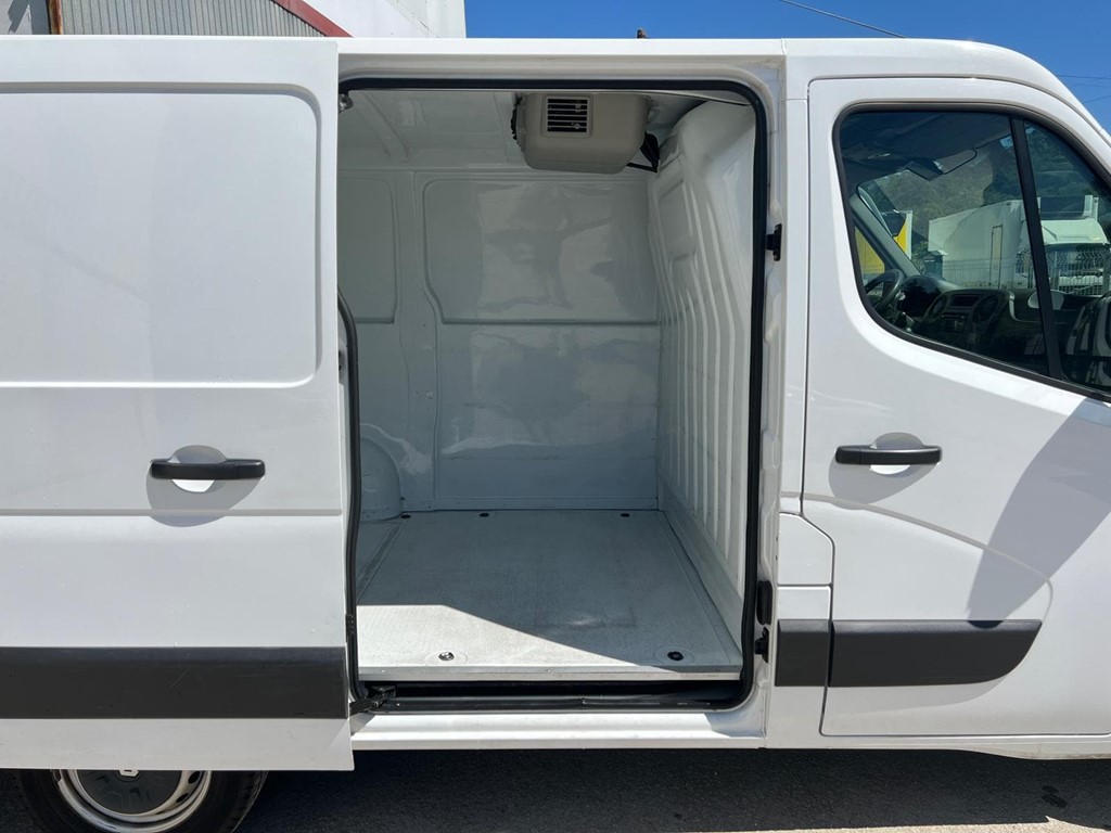 Foto 10 RENAULT-MASTER L1H1 CLIMA INT