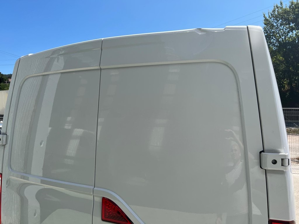 Foto 15 RENAULT-MASTER L1H1 CLIMA INT