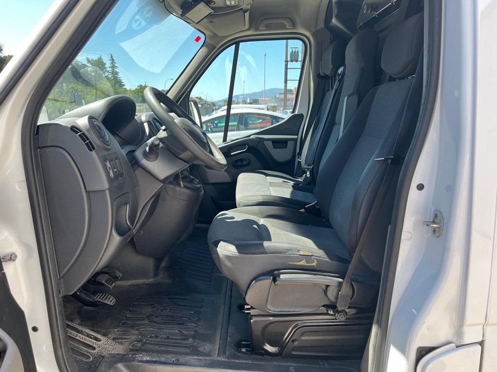 Foto 5 RENAULT-MASTER L1H1 CLIMA INT