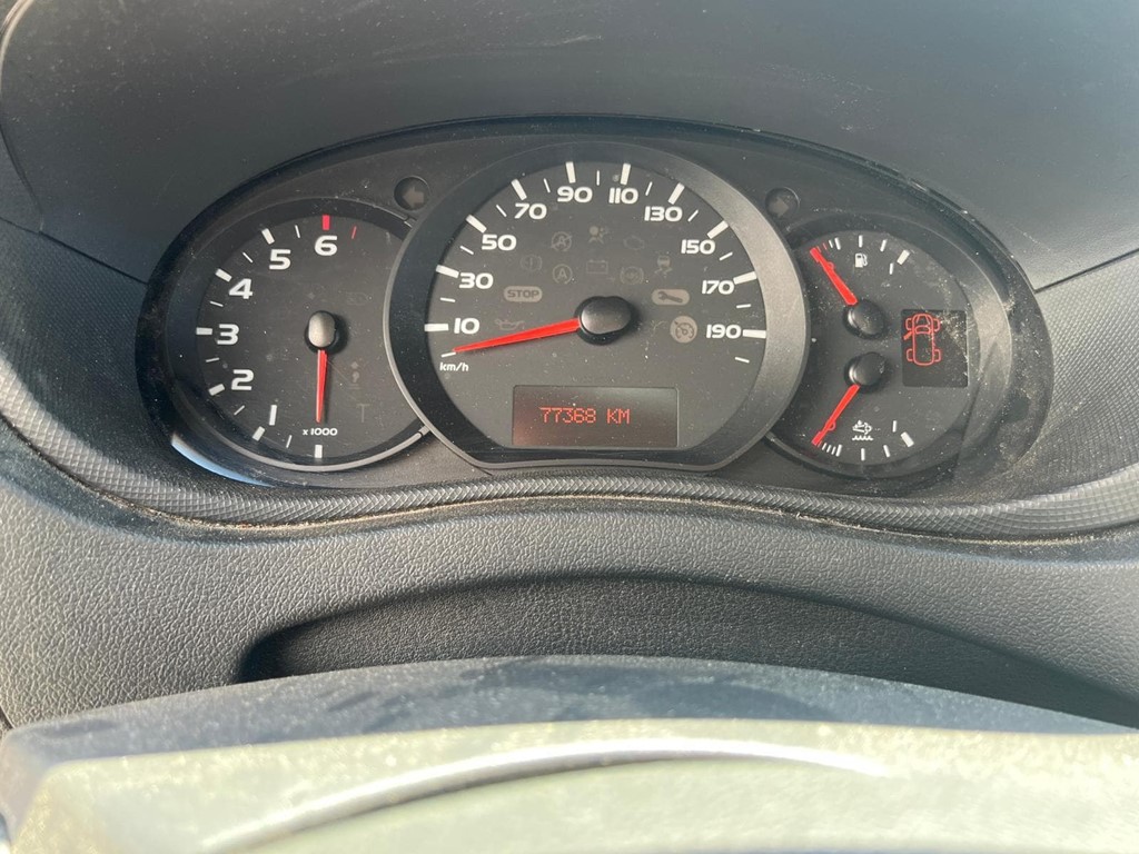 Foto 9 RENAULT-MASTER L1H1 CLIMA INT