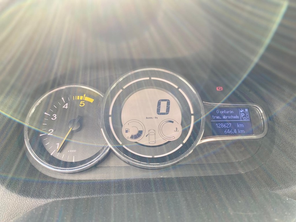 Foto 8 RENAULT-MEGANE DYNAMIC EDC