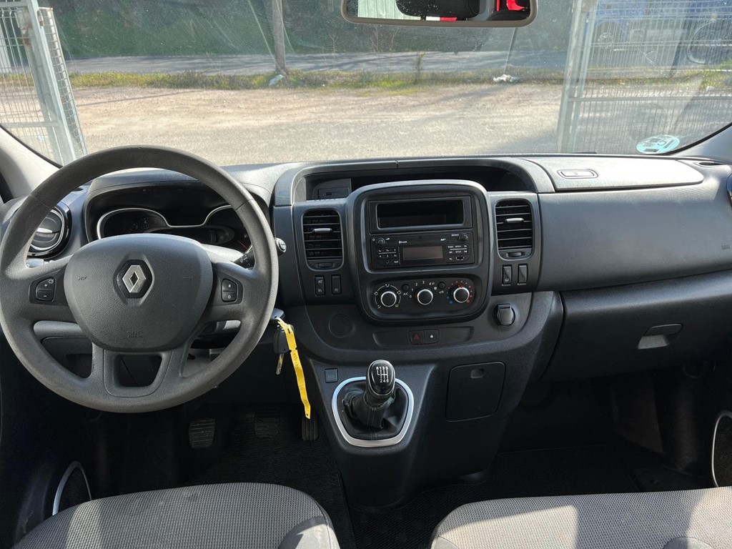 Foto 10 RENAULT-TRAFIC COMBI 9 