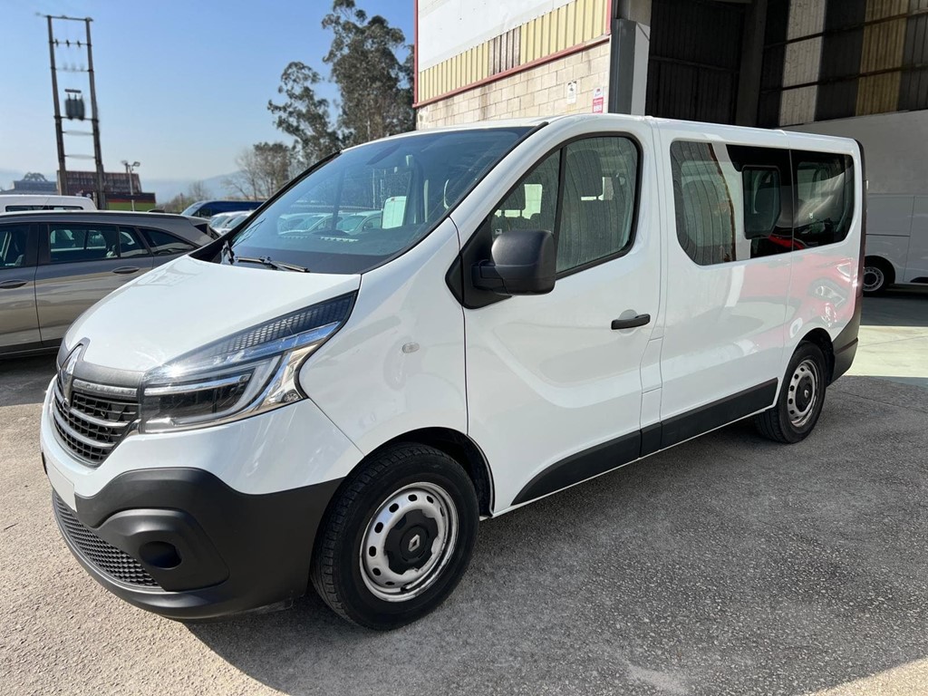 Foto 1 RENAULT-TRAFIC COMBI 9 