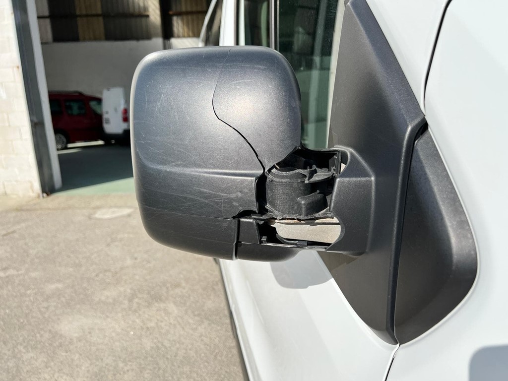 Foto 22 RENAULT-TRAFIC COMBI 9 