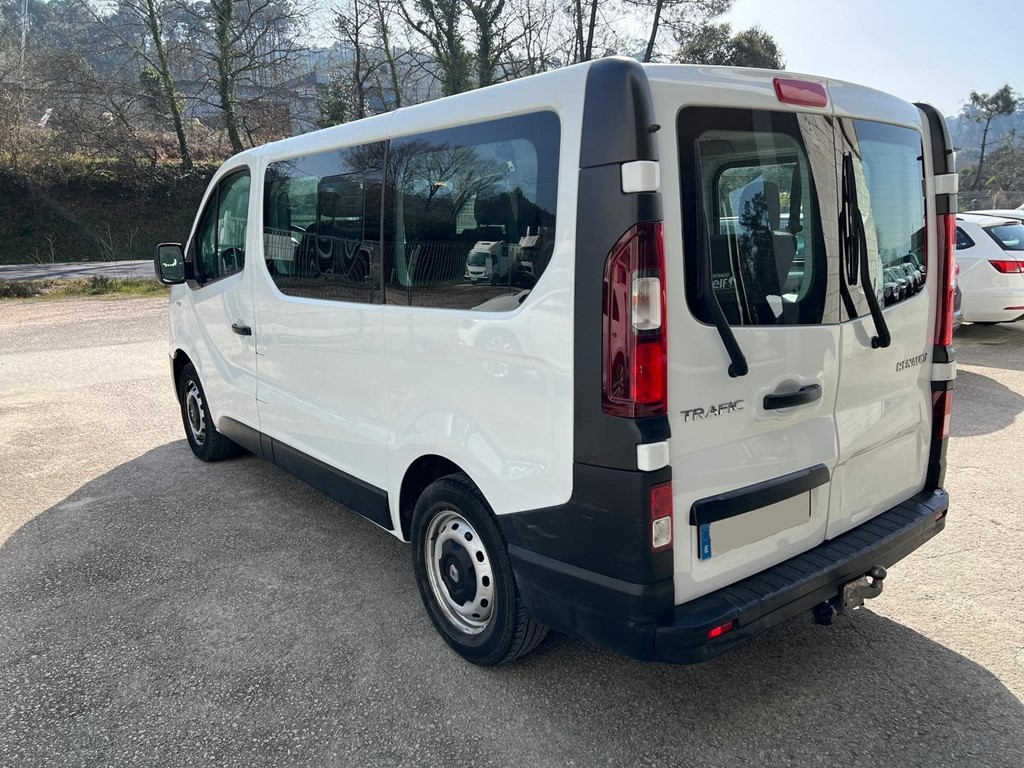 Foto 3 RENAULT-TRAFIC COMBI 9 