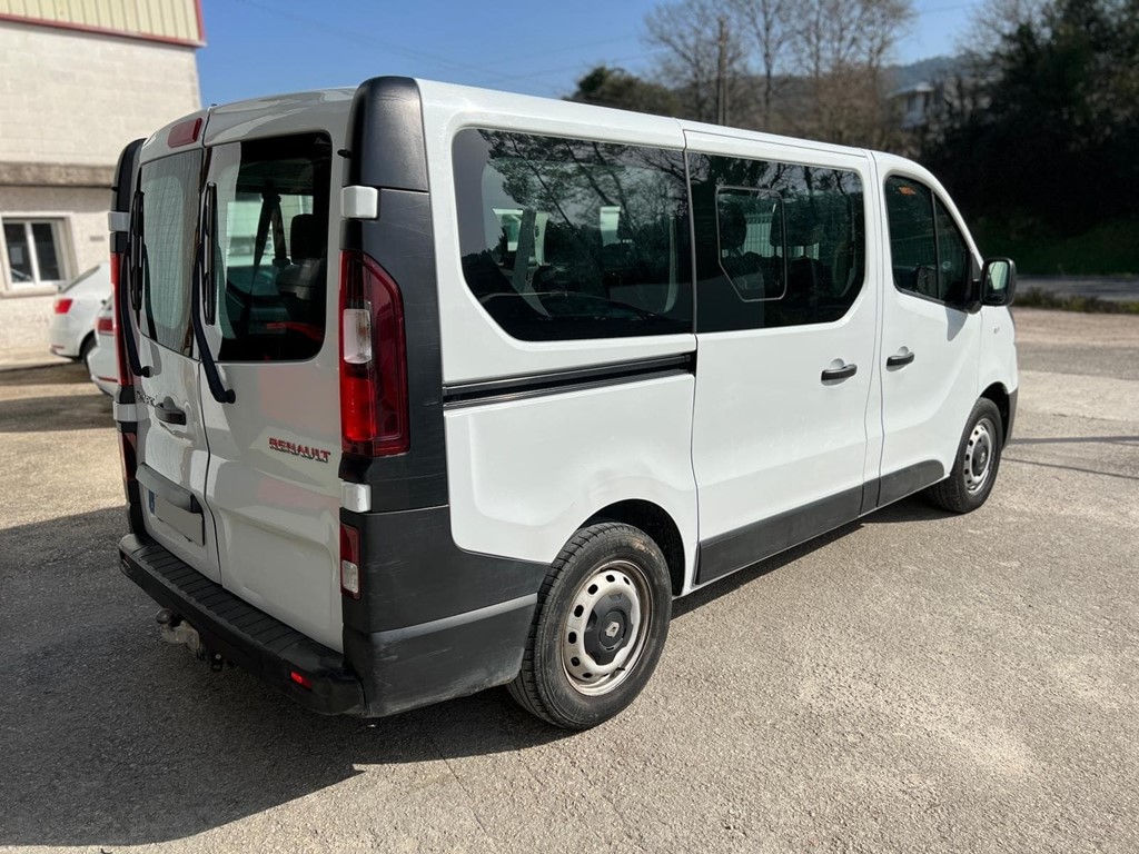 Foto 4 RENAULT-TRAFIC COMBI 9 