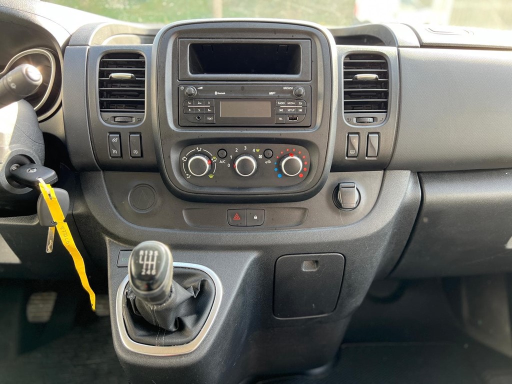 Foto 8 RENAULT-TRAFIC COMBI 9 