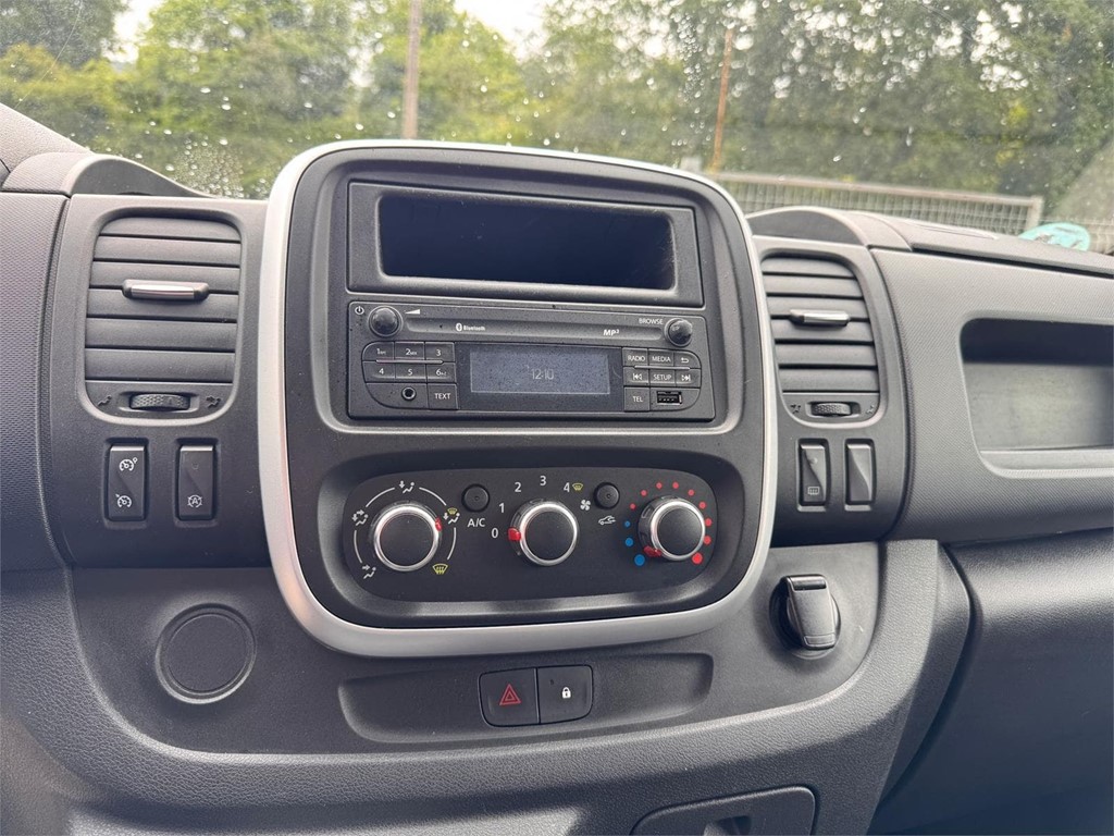 Foto 10 RENAULT-TRAFIC FG L1H1 LCD