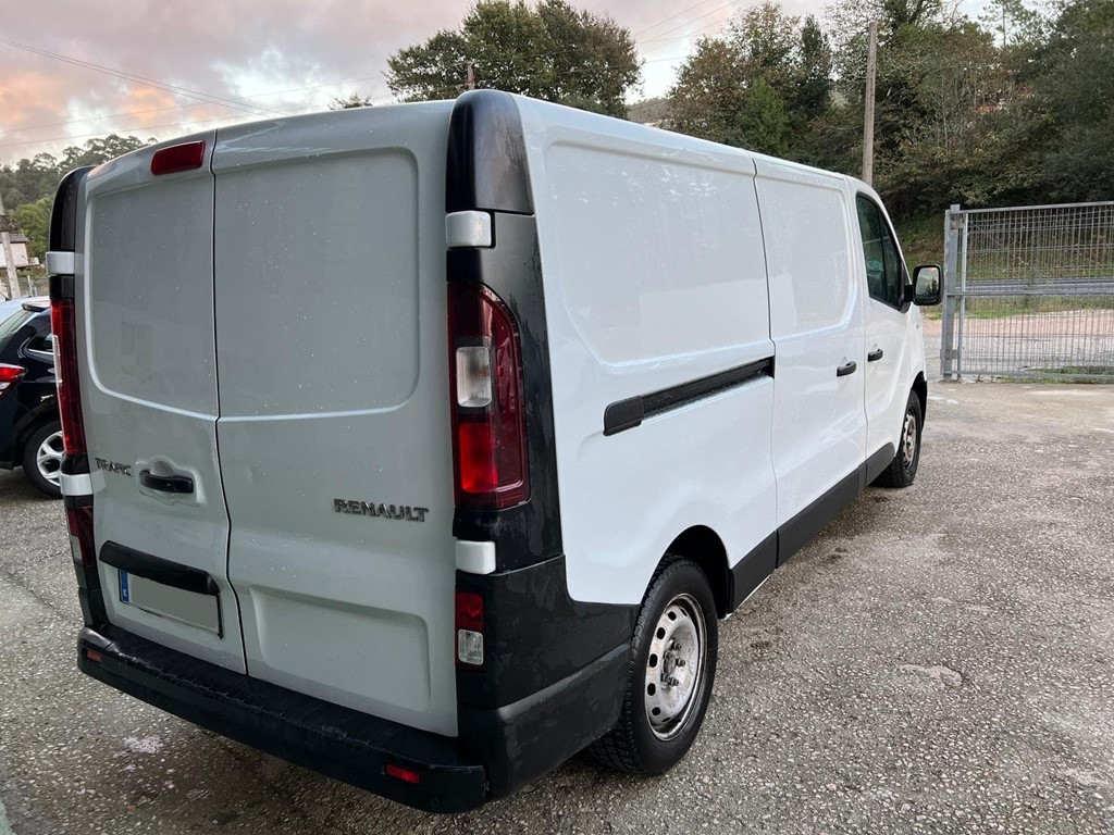 Foto 4 RENAULT-TRAFIC FURGON L2H1