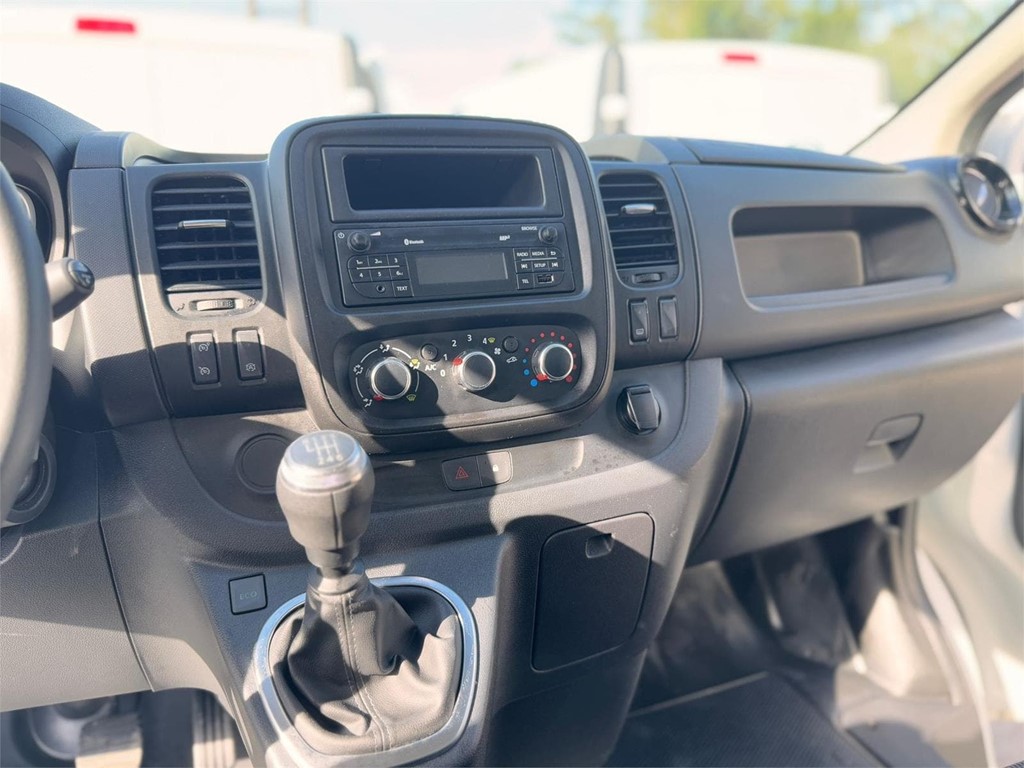 Foto 18 RENAULT-TRAFIC L1 H1 18LPN