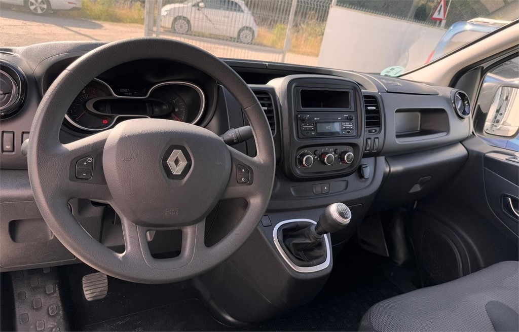 Foto 19 RENAULT-TRAFIC L1 H1 18LPN