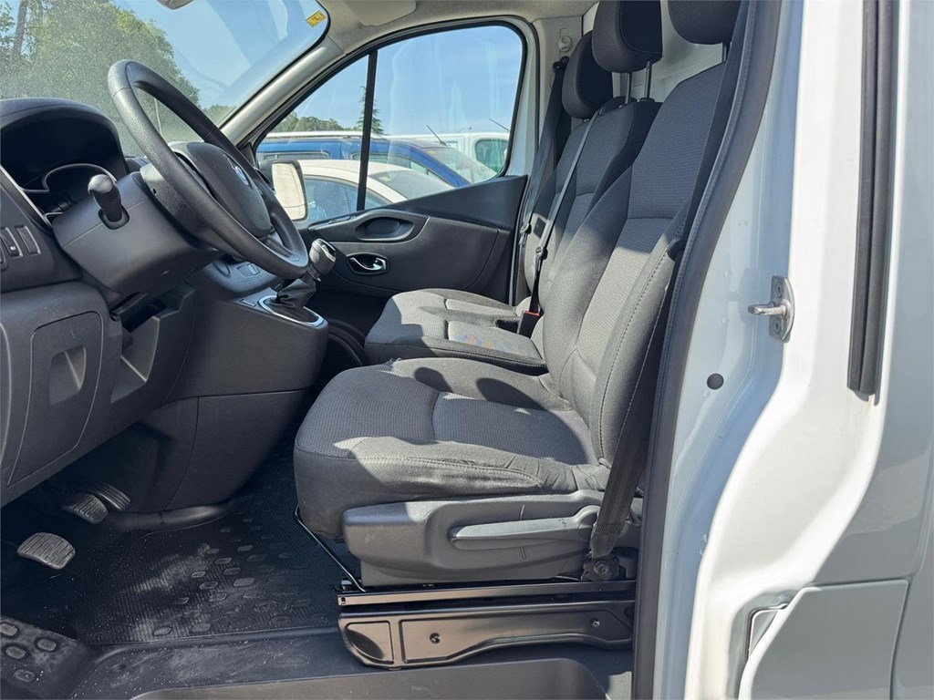 Foto 13 RENAULT-TRAFIC L1 H1 8LJV