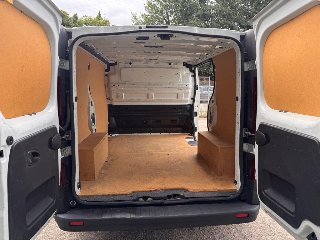 Foto 13 RENAULT-TRAFIC L1 H1 8LJZ