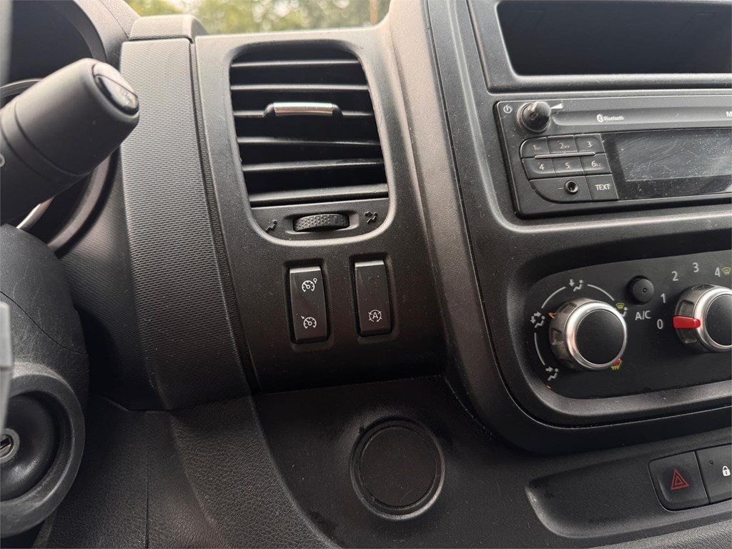 Foto 8 RENAULT-TRAFIC L1 H1 8LJZ