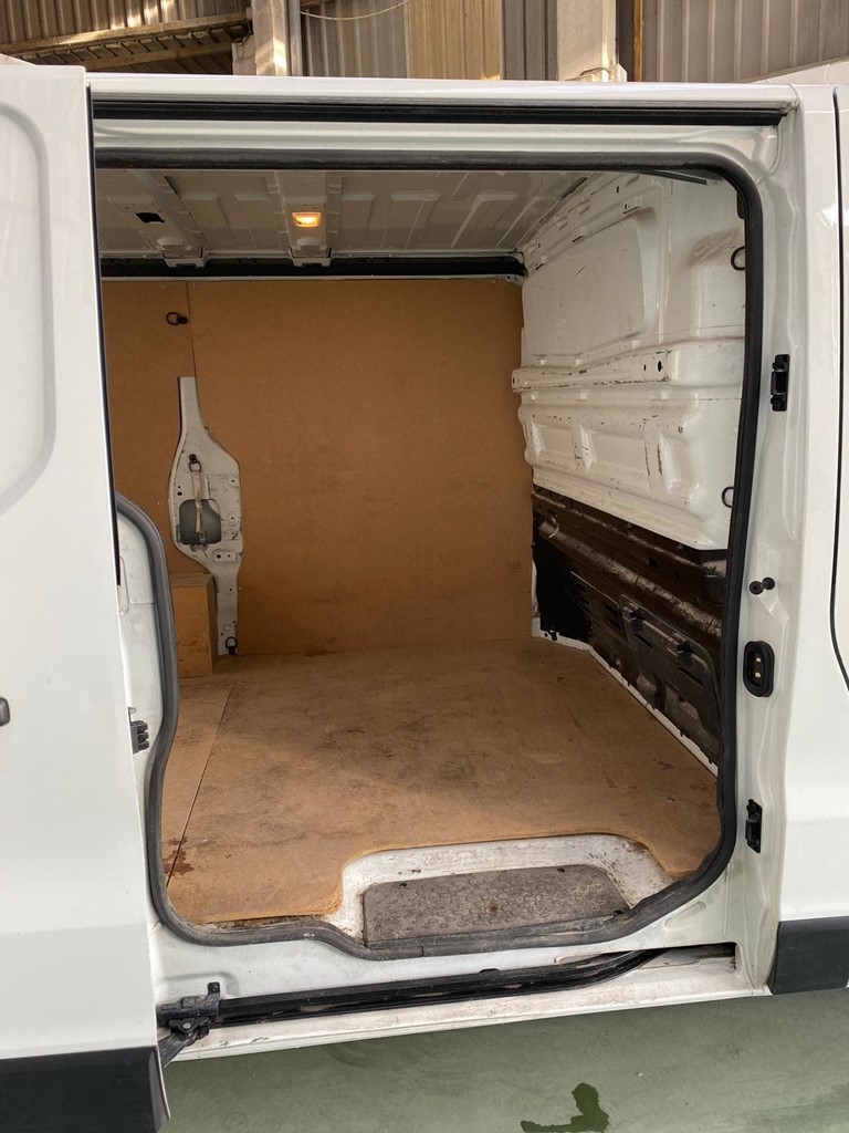 Foto 10 RENAULT-TRAFIC L1 H1