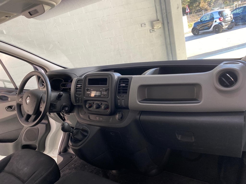 Foto 6 RENAULT-TRAFIC L1 H1